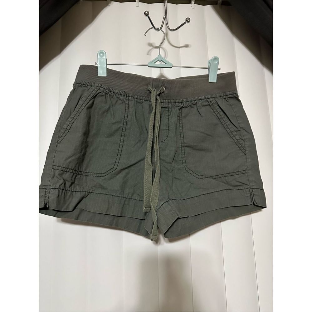 Faded Glory grey tone shorts with drawstring for adjusting